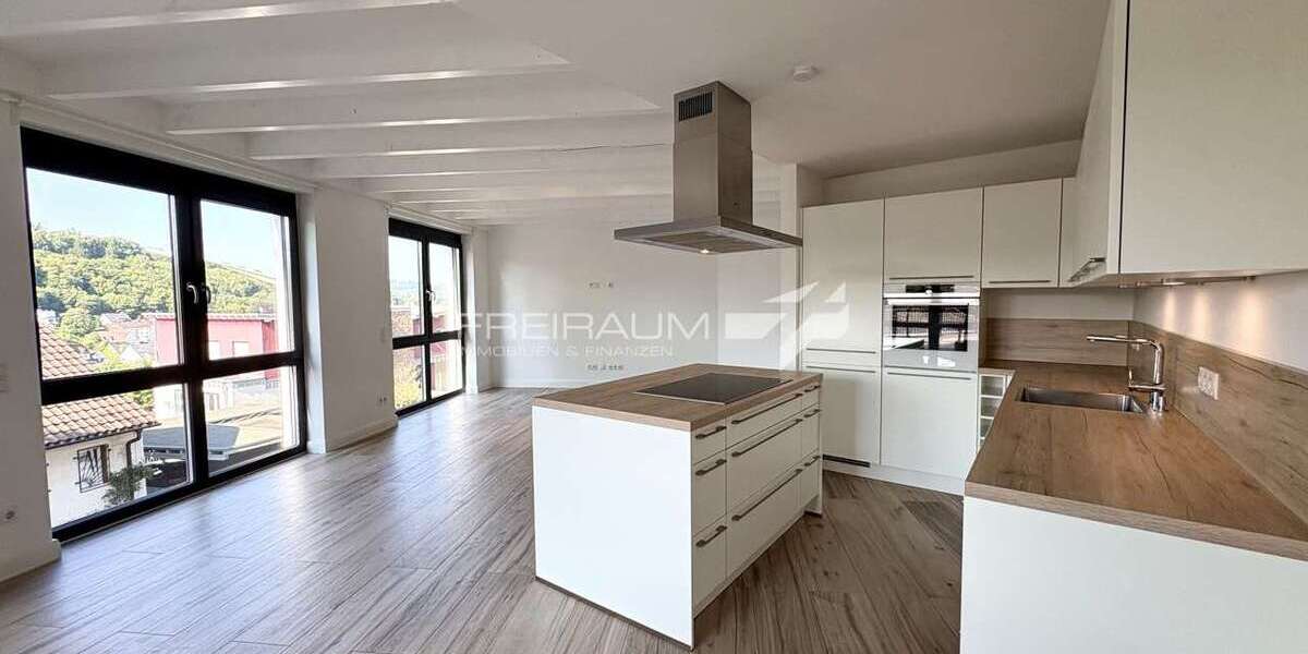 Etagenwohnung Siegen - 3 Zimmer, 102 m&sup2;, 1.335&euro; | Angebot:27056448