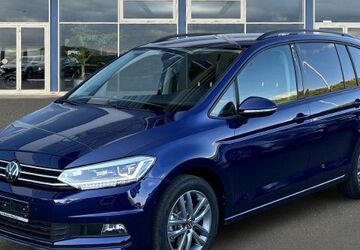VW Touran 23.400 km 29.950 &euro; Herborn 35745