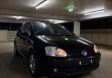 VW Golf 235.000 km 3.799 &euro; Siegen 57072