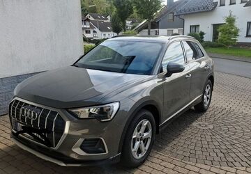 Audi Q3 9.300 km 33.500 &euro; Lennestadt 57368