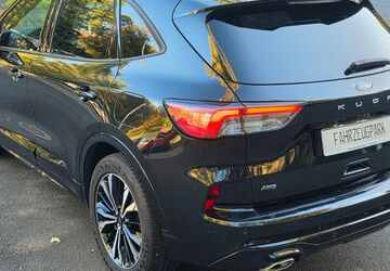 Ford Kuga 156.987 km 15.999 &euro; Siegen 57080
