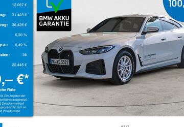 BMW i4 37.111 km 43.090 &euro; Olpe 57462