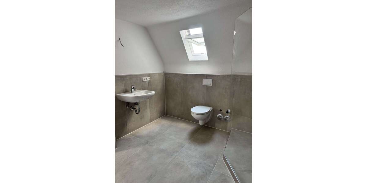Etagenwohnung Siegen - 1 Zimmer, 33 m&sup2;, 400&euro; | Angebot:27352014