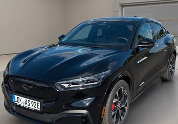 Ford Mustang Mach-E 32.000 km 37.250 &euro; Dillenburg 35683