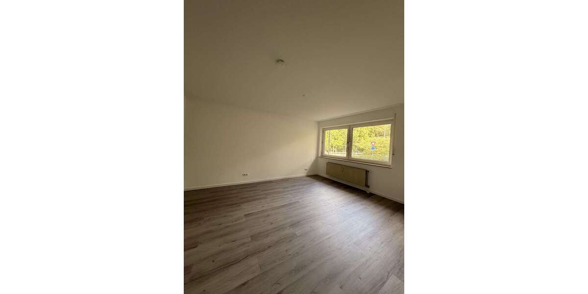 Etagenwohnung Siegen - 3 Zimmer, 105 m&sup2;, 732&euro; | Angebot:27338748