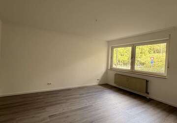 Wohnung Siegen - 3 Zimmer, 105 m&sup2;, 732&euro; | Angebot:27338748