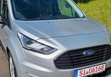 Ford Grand Tourneo 145.500 km 12.700 &euro; Siegen 57074