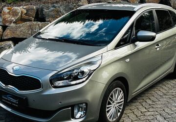 Kia Carens 177.000 km 4.999 &euro; Olpe 57462