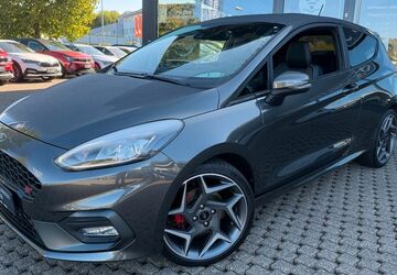 Ford Fiesta 35.569 km 19.599 &euro; Olpe 57462