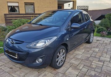 Mazda 2 166.000 km 2.200 &euro; Burbach 57299