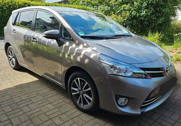 Toyota Verso 79.896 km 9.950 &euro; Wissen 57537