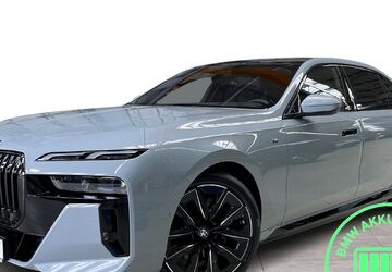 BMW i7 11.469 km 87.970 &euro; Siegen 57076