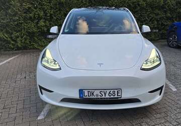 Tesla Model Y 20.068 km 36.490 &euro; Herborn, Stadt 35745