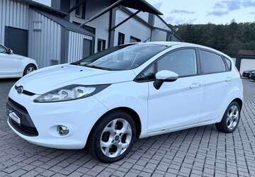 Ford Fiesta 199.000 km 2.499 &euro; Kreuztal 57223