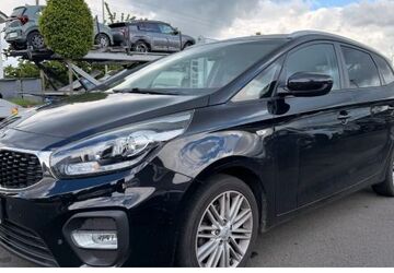 Kia Carens 110.000 km 12.450 &euro; Bruchertseifen 57539