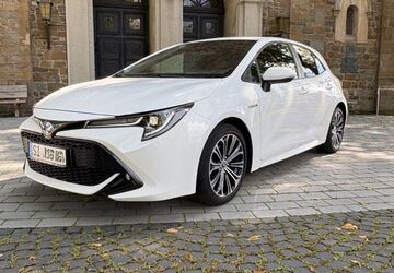 Toyota Corolla 59.500 km 19.600 &euro; Hilchenbach 57271