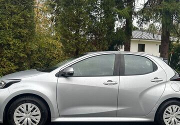 Toyota Yaris 87.000 km 14.900 &euro; Kreuztal 57223