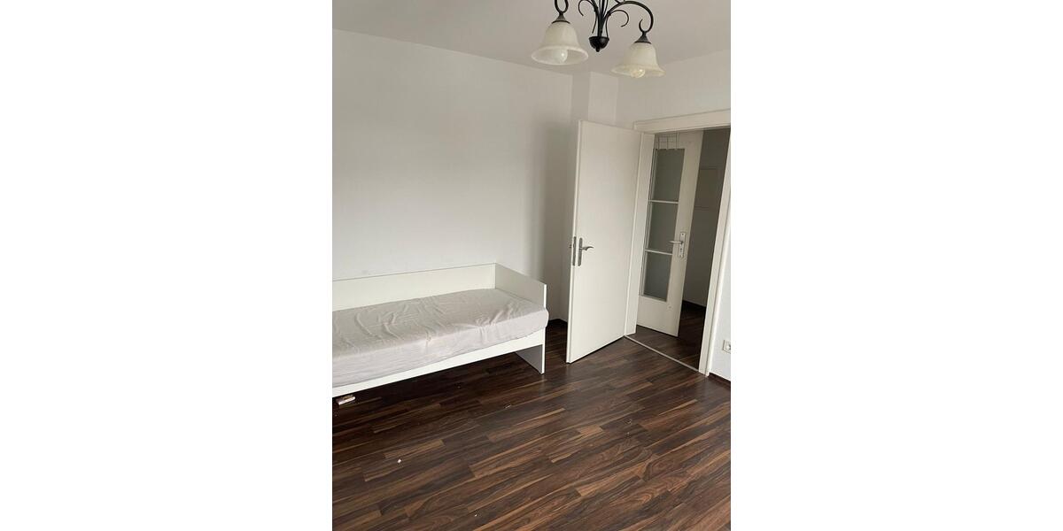 Etagenwohnung Siegen - 2 Zimmer, 30 m&sup2;, 380&euro; | Angebot:26665412