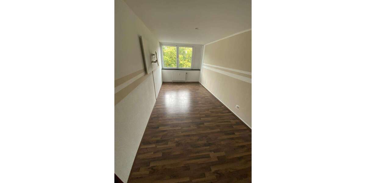 Etagenwohnung Siegen - 2 Zimmer, 61 m&sup2;, 309&euro; | Angebot:27352408