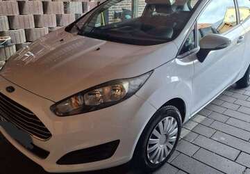 Ford Fiesta 67.266 km 5.500 &euro; Simmersbach 35713