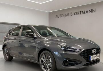 Hyundai i30 6.600 km 28.790 &euro; Wissen 57537